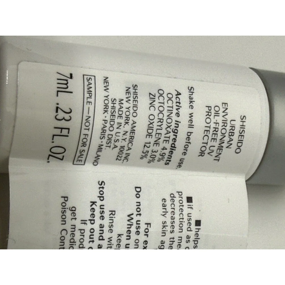 Shiseido Essential Urban Environment 50mL SPF42, Clarifying Cleansing 7mL 2Pc